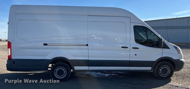 image for item EP2904 2017 Ford Transit van
