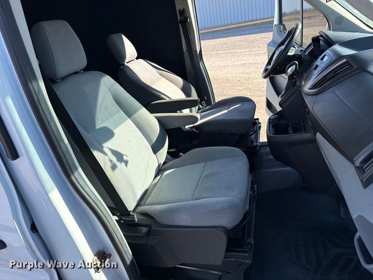 image for item EP2904 2017 Ford Transit van