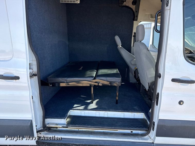 image for item EP2904 2017 Ford Transit van
