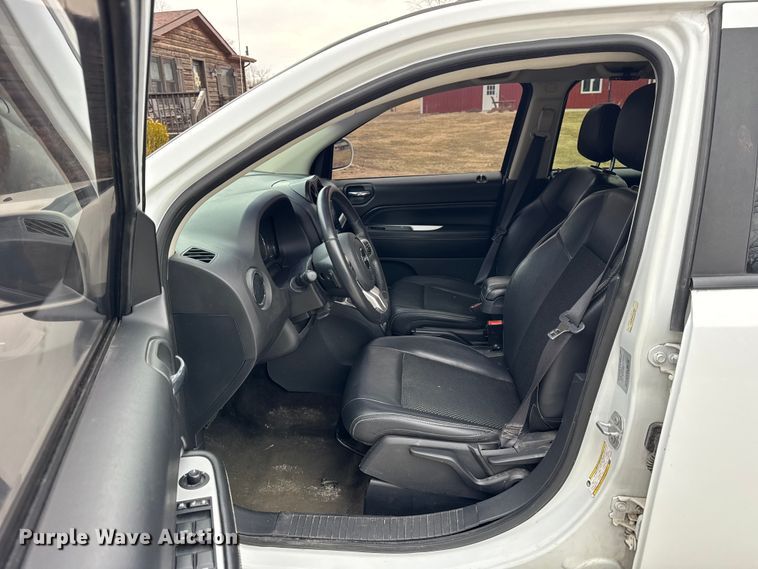 image for item ER0426 2016 Jeep Compass SUV