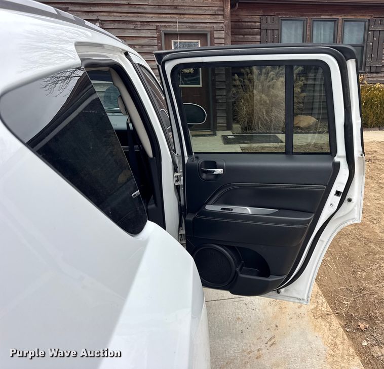 image for item ER0426 2016 Jeep Compass SUV