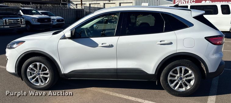 image for item ER7508 2021 Ford Escape SUV
