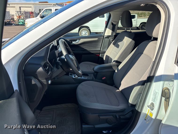 image for item ER7508 2021 Ford Escape SUV