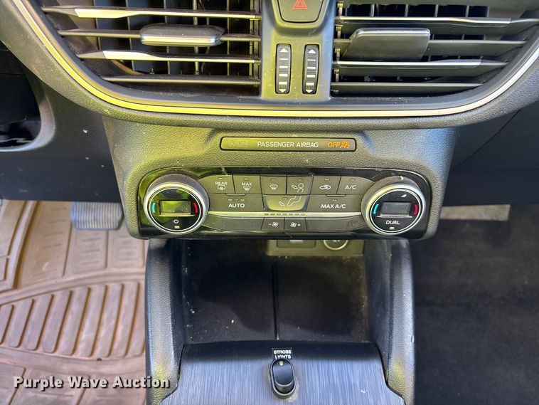 image for item ER7508 2021 Ford Escape SUV