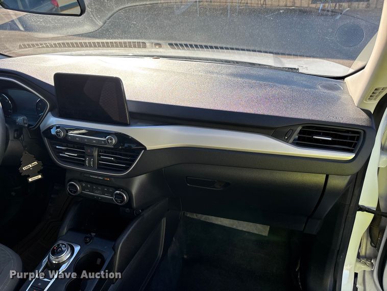 image for item ER7508 2021 Ford Escape SUV