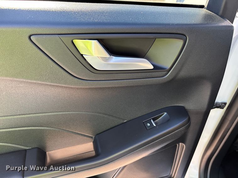 image for item ER7508 2021 Ford Escape SUV