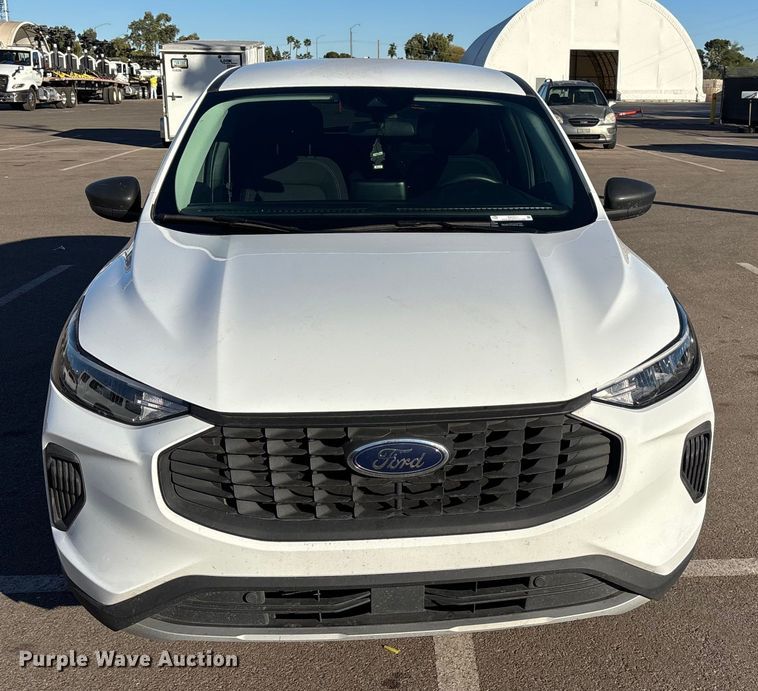 image for item ER7511 2023 Ford Escape SUV