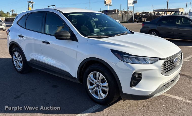 image for item ER7511 2023 Ford Escape SUV