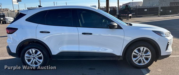 image for item ER7511 2023 Ford Escape SUV