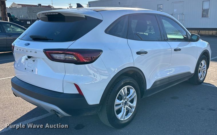 image for item ER7511 2023 Ford Escape SUV