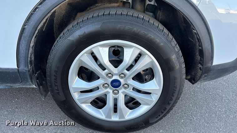 image for item ER7511 2023 Ford Escape SUV