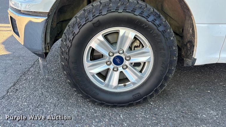 image for item ER7512 2019 Ford F150 XLT Crew Cab pickup truck