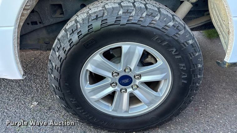 image for item ER7512 2019 Ford F150 XLT Crew Cab pickup truck