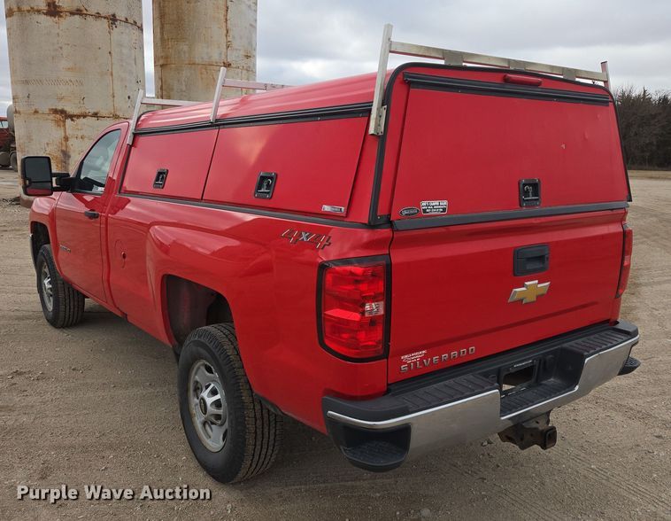 image for item ES2831 2018 Chevrolet Silverado 2500HD pickup truck