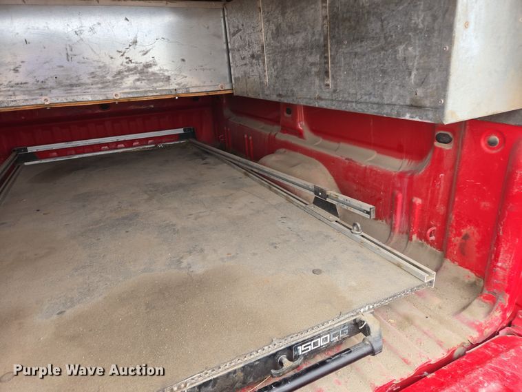 image for item ES2831 2018 Chevrolet Silverado 2500HD pickup truck