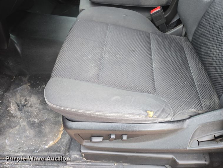 image for item ES2831 2018 Chevrolet Silverado 2500HD pickup truck