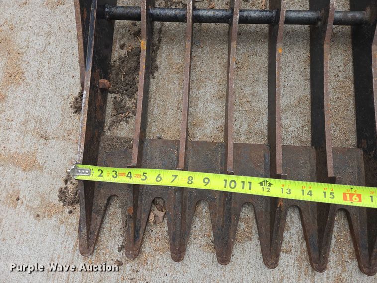 image for item ES2836 Jenkins compact utility loader rock bucket