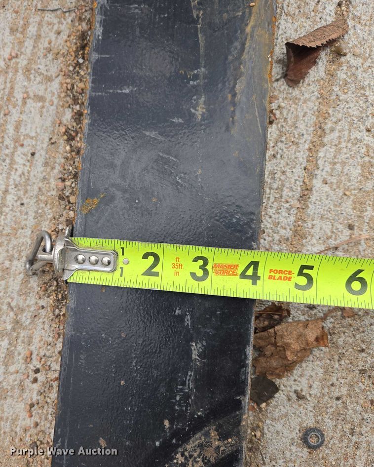 image for item ES2838 2025 LandHonor PF-11-3500G skid steer forks