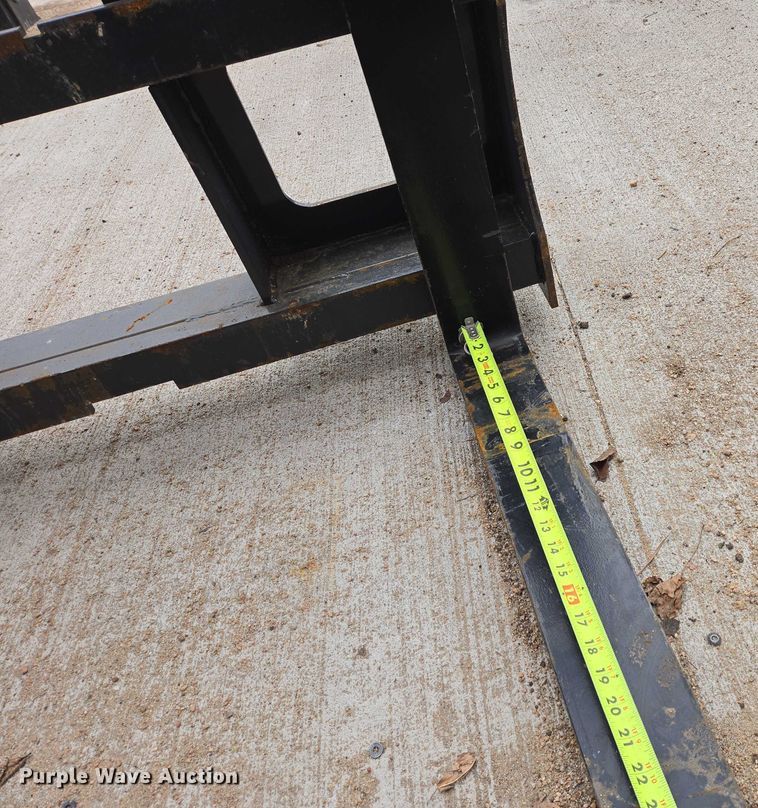 image for item ES2838 2025 LandHonor PF-11-3500G skid steer forks