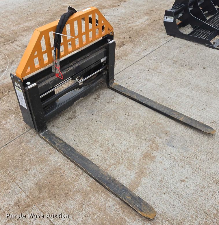 image for item ES2839 2025 Wolverine PFA-11-3300G skid steer forks