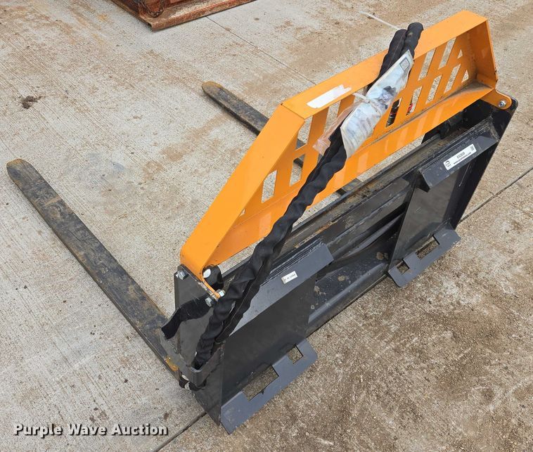 image for item ES2839 2025 Wolverine PFA-11-3300G skid steer forks