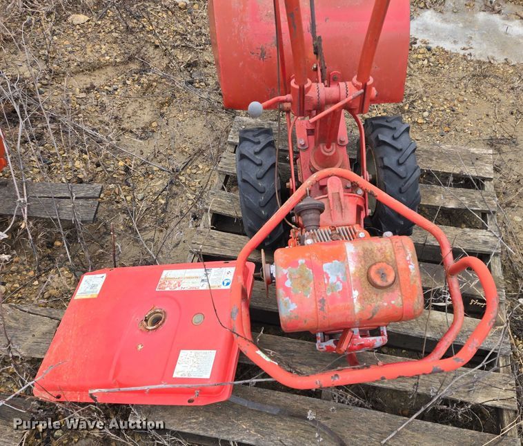 image for item ES2843 Lawn equipment