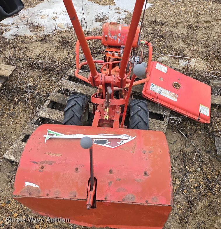 image for item ES2843 Lawn equipment