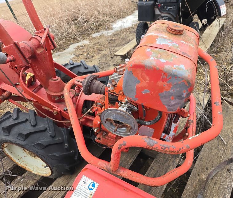 image for item ES2843 Lawn equipment