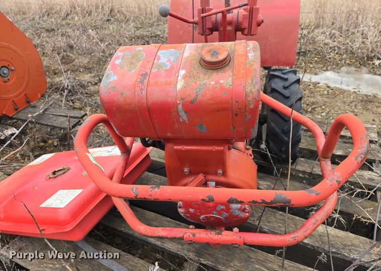 image for item ES2843 Lawn equipment