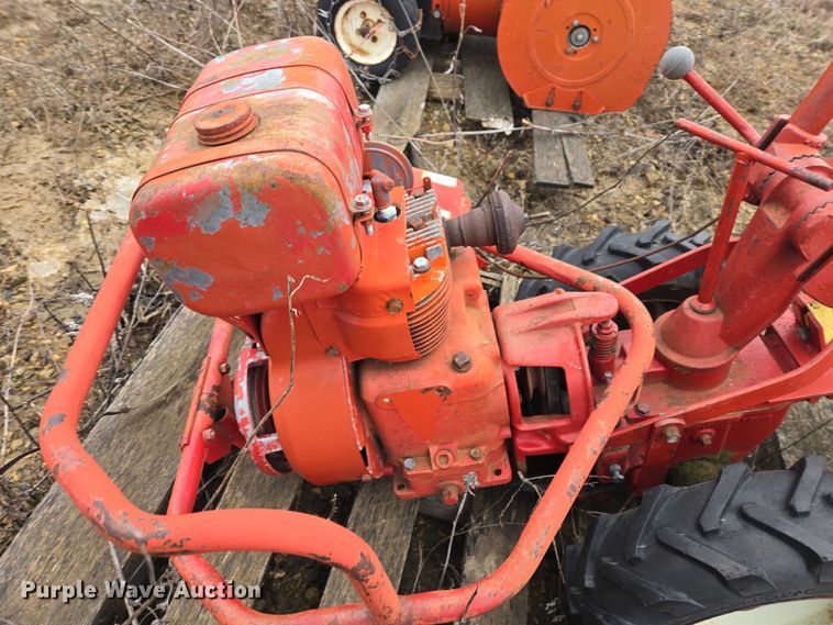 image for item ES2843 Lawn equipment