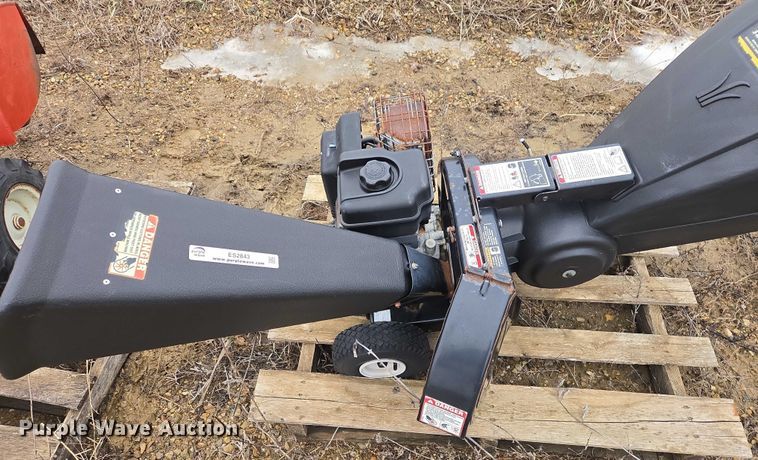 image for item ES2843 Lawn equipment