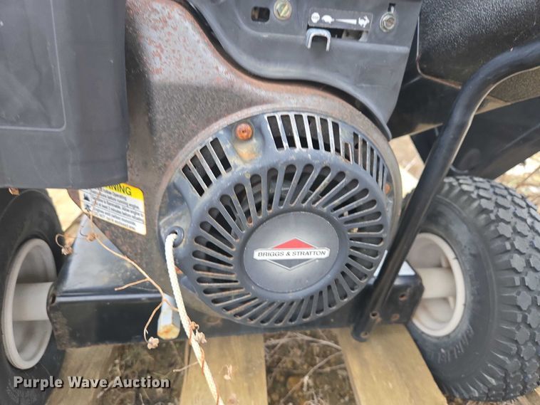 image for item ES2843 Lawn equipment