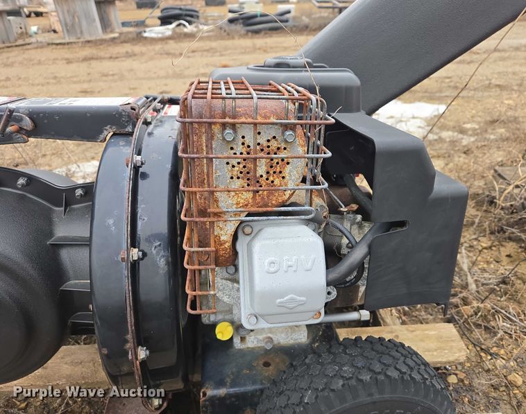 image for item ES2843 Lawn equipment