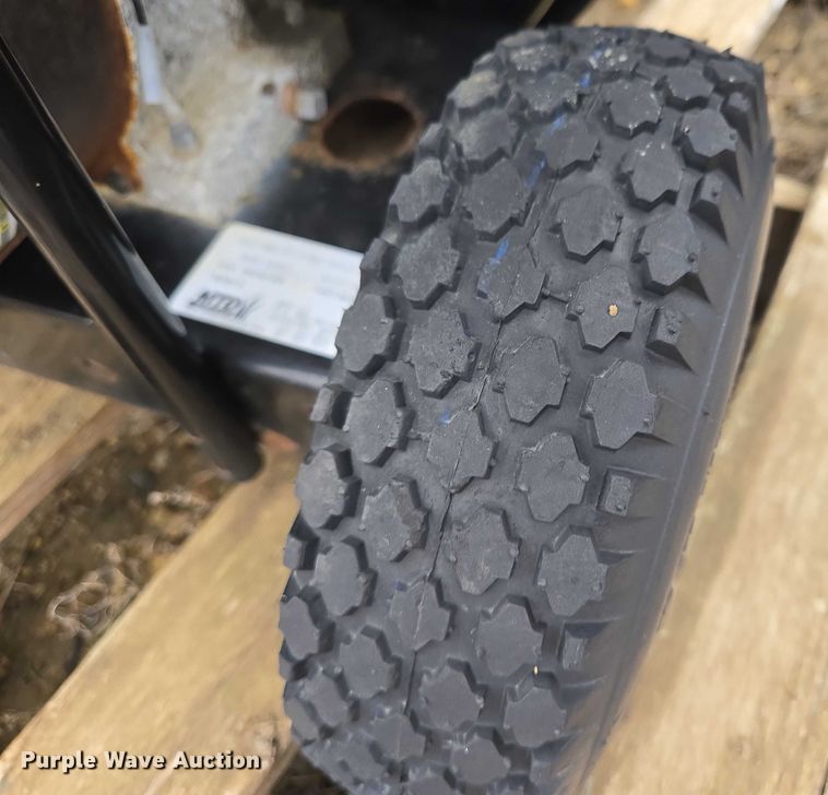 image for item ES2843 Lawn equipment