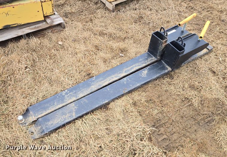 image for item ES2859 (2) wheel loader forks