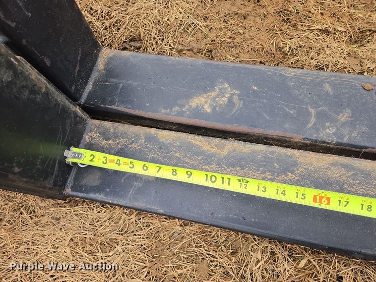 image for item ES2859 (2) wheel loader forks