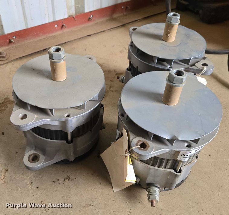 image for item ES2867 (3) Caterpillar alternators