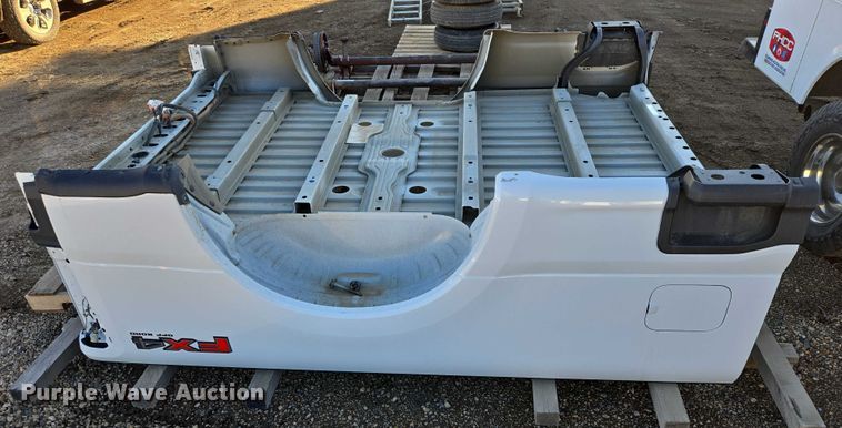 image for item ES2870 Ford pickup truck bed