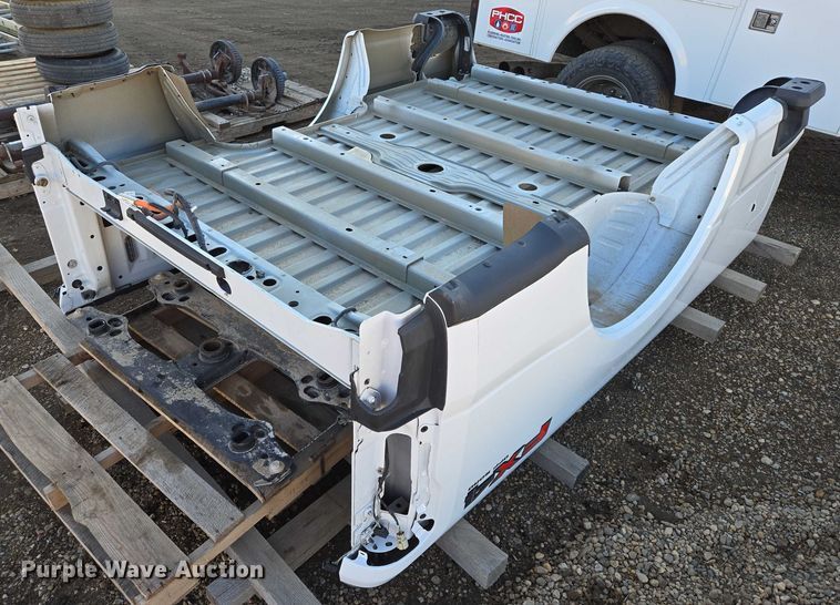 image for item ES2870 Ford pickup truck bed