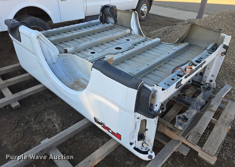 image for item ES2870 Ford pickup truck bed