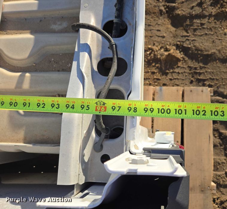 image for item ES2872 Ford pickup truck bed