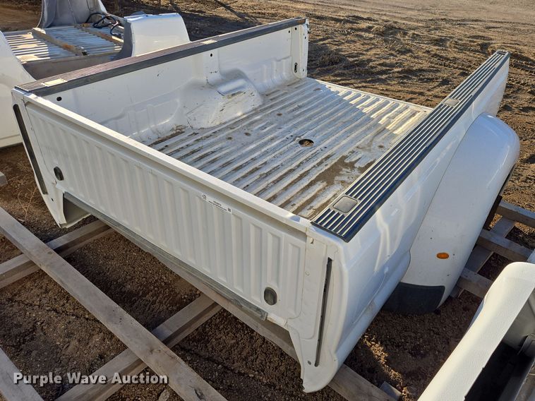 image for item ES2874 Ford pickup truck bed