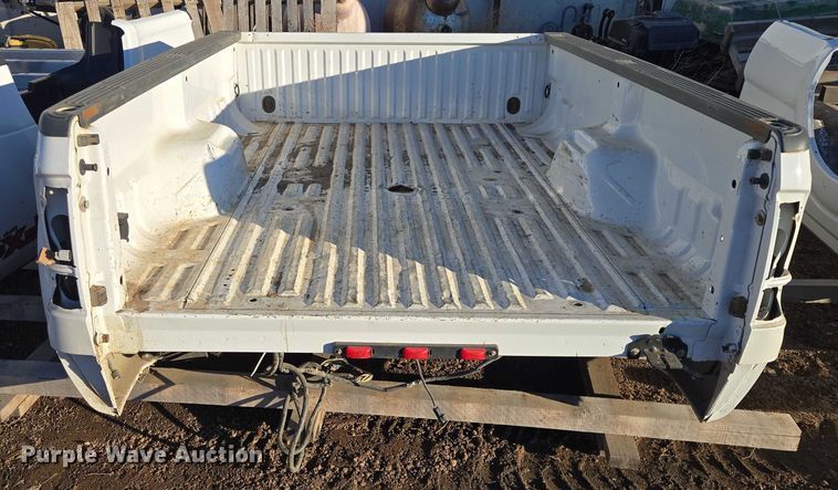 image for item ES2874 Ford pickup truck bed