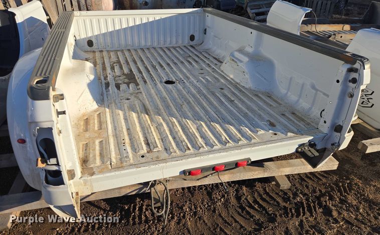 image for item ES2874 Ford pickup truck bed