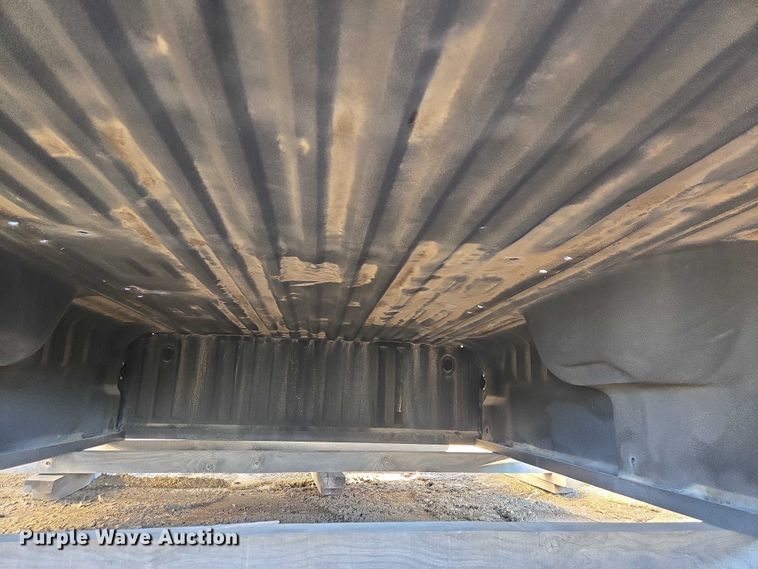 image for item ES2875 Ford pickup box