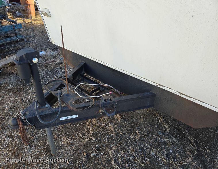 image for item ES2876 2000 Fleetwood Wilderness camper