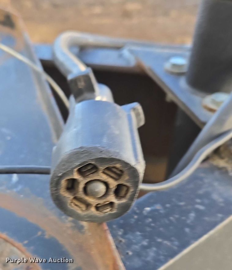 image for item ES2876 2000 Fleetwood Wilderness camper