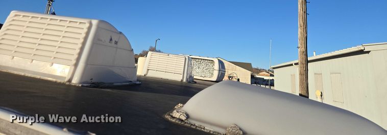 image for item ES2876 2000 Fleetwood Wilderness camper