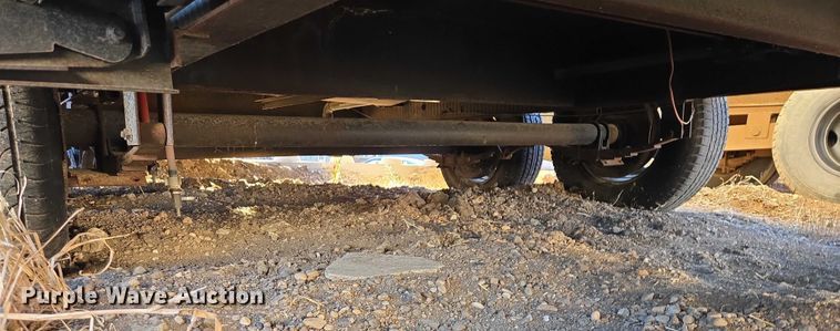 image for item ES2876 2000 Fleetwood Wilderness camper