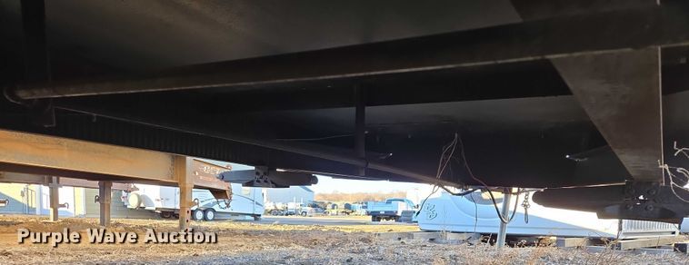 image for item ES2876 2000 Fleetwood Wilderness camper